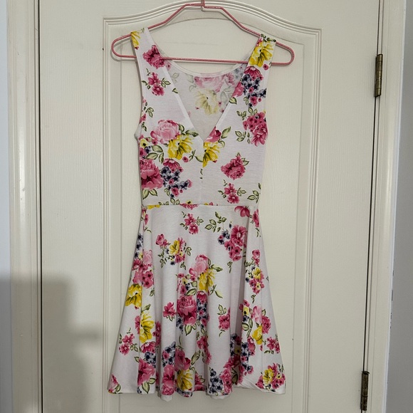 H&M Summer floral dress - Picture 2 of 6